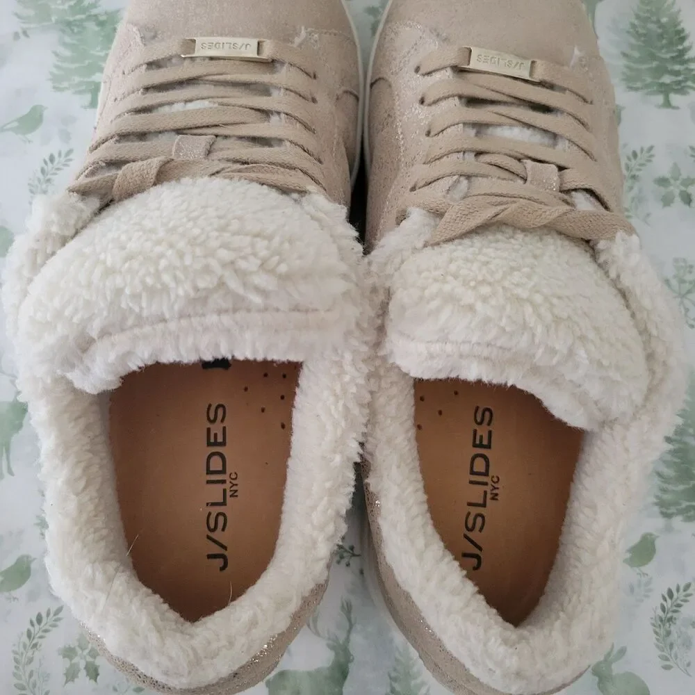 J/SLIDES description cozy